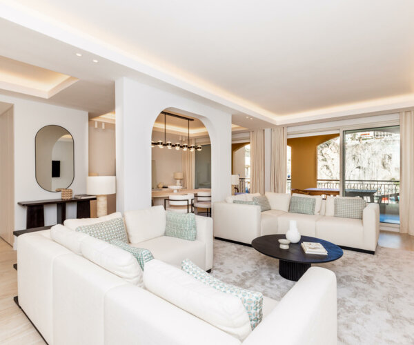 MAGNIFICENT 3 BEDROOM APARTMENT FURNISHED AND RENOVATED - FONTVIEILLE | 1/16