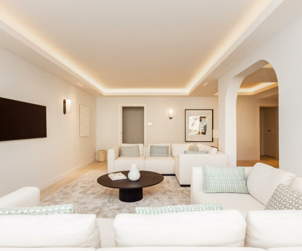 MAGNIFICENT 3 BEDROOM APARTMENT FURNISHED AND RENOVATED - FONTVIEILLE | 1/16