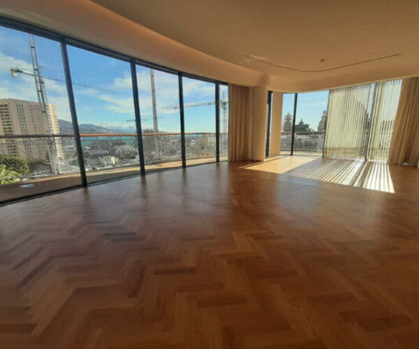 DUPLEX EXCEPTIONNEL EN PLEIN CŒUR DU CARRÉ D'OR | 1/5