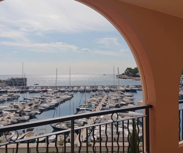 SUPERB 5-ROOM APARTMENT - MEMMO CENTER | 1/6