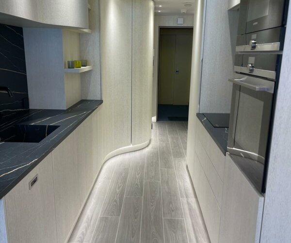 TWO-ROOM APARTMENT COMPLETELY RENOVATED - FONTVIEILLE | 1/12