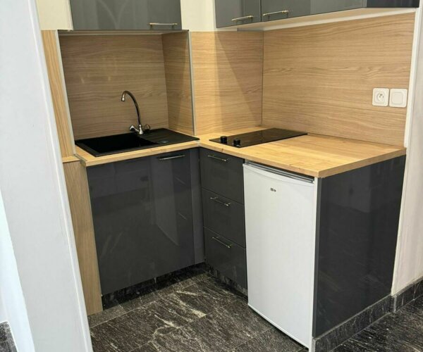 DEUX PIÈCES RÉNOVÉES - MONACO VILLE | 1/6