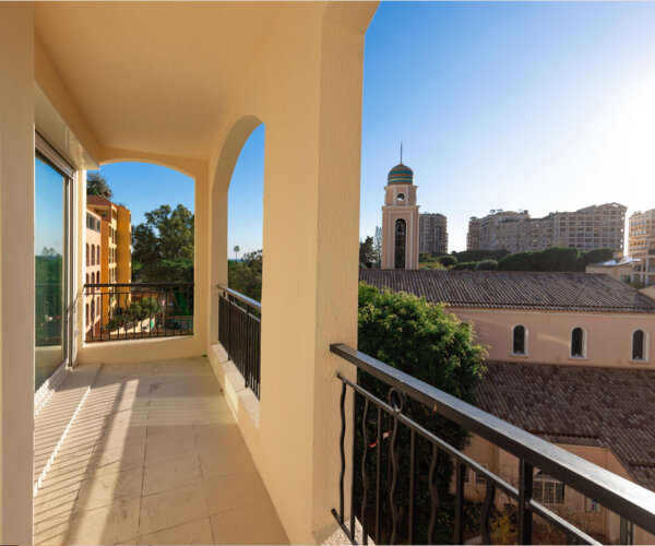 MAGNIFICENT 3 BEDROOM APARTMENT FURNISHED AND RENOVATED - FONTVIEILLE | 1/16